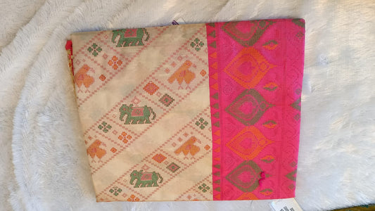 “Aarohi Patola Silk Saree – Pink Elegance with Elephant Motifs”